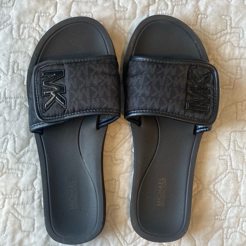 Michael Kors Slides